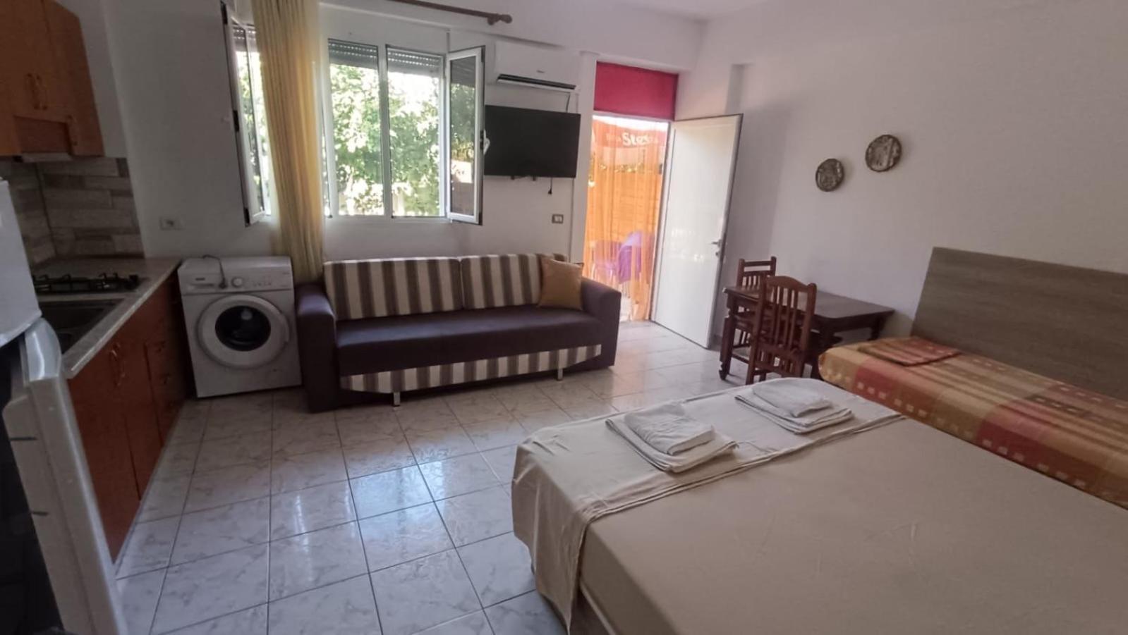 Apartments Rudi โอริคูม ภายนอก รูปภาพ