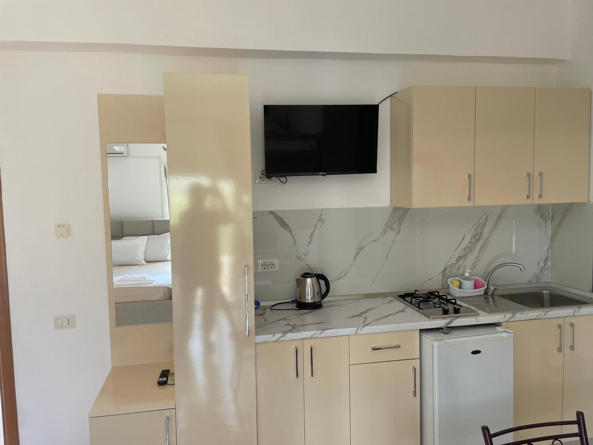 Apartments Rudi โอริคูม ภายนอก รูปภาพ