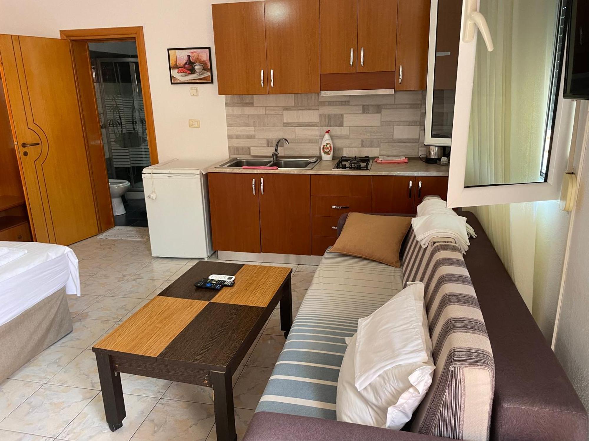 Apartments Rudi โอริคูม ภายนอก รูปภาพ