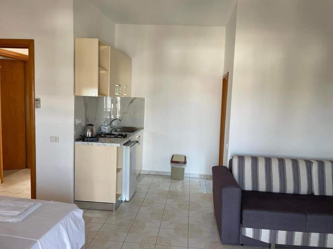 Apartments Rudi โอริคูม ภายนอก รูปภาพ